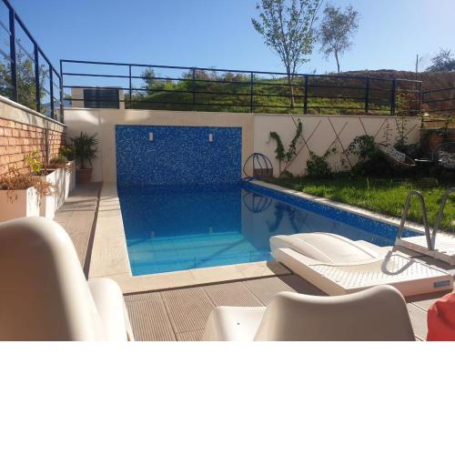 Stylish two bedroom house with private pool