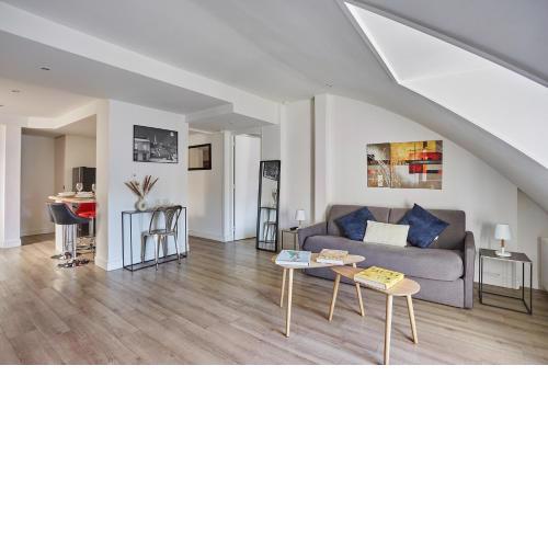 Sublim apartment Champs Elysée (ponthieu)