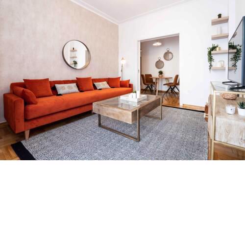 'Submarine' apartment in Koukaki