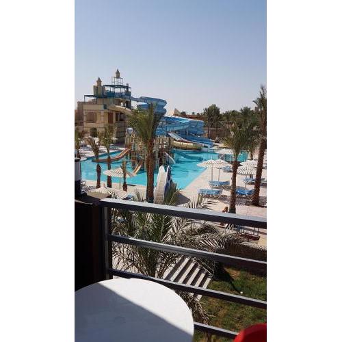 Suit at Mirage Bay Resort & Aqua Park