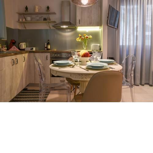 Suite 16
