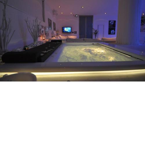 Suite White Elegance