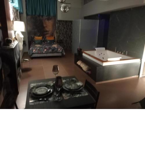 SuiteLuxurya18