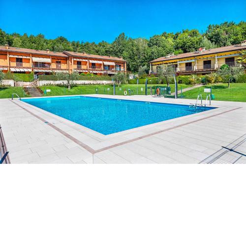 Sul Pendio PT-5 with pool by Wonderful Italy