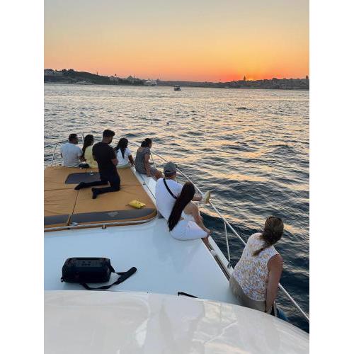 Sultan Yachting Bosporus Sunset Cruise
