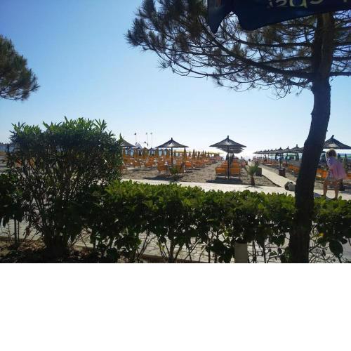 Summer apartment by seaside for rent