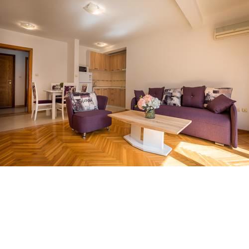 Summer Apartments