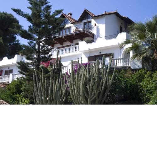 SUMMER SENSES VILLA