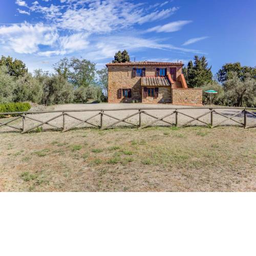 Sun kissed Apartment in Gambassi Terme Fi with Garden