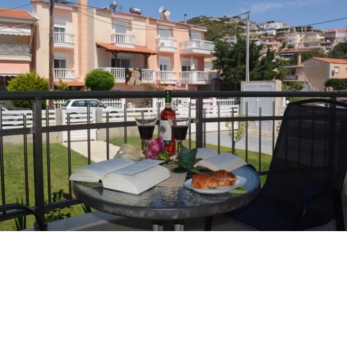 Sun & Sea Luxury Apartment