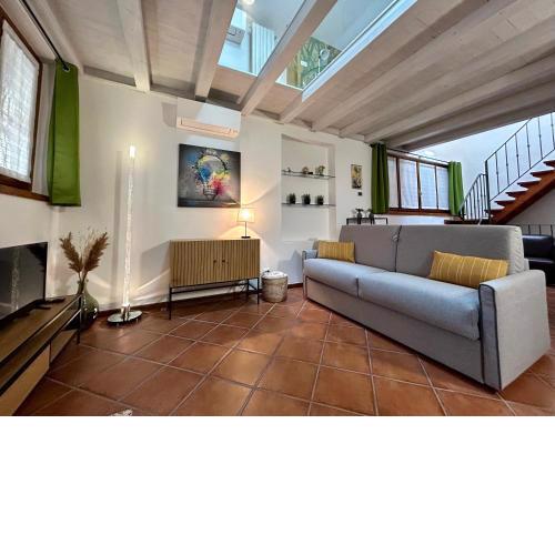 SUNFLOWER APARTMENT