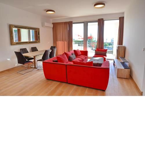 Sunny and cozy apartment, Przno