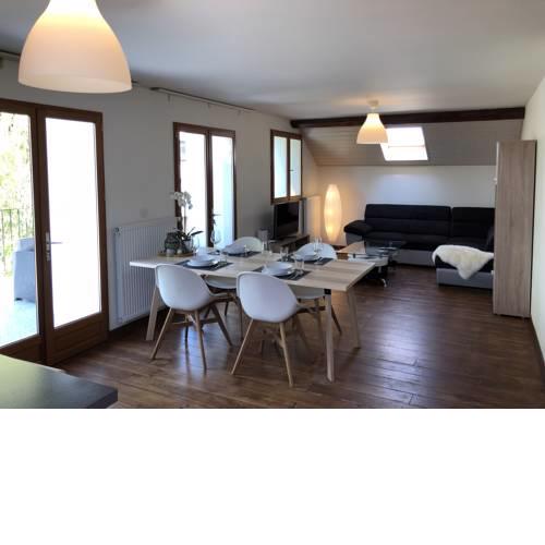 Sunny and modern duplex apartment in Geneva