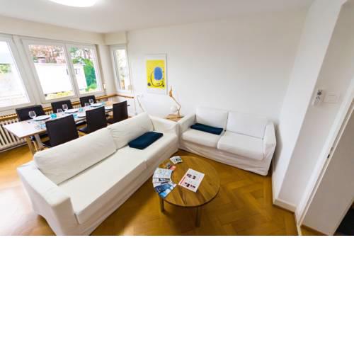 Sunny and quiet apartment 20 min from Zurich Main Station