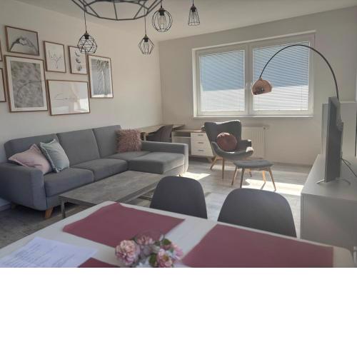 Sunny Apartment in Quiet Area