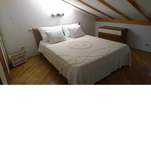 Sunny attic apartment in Porec