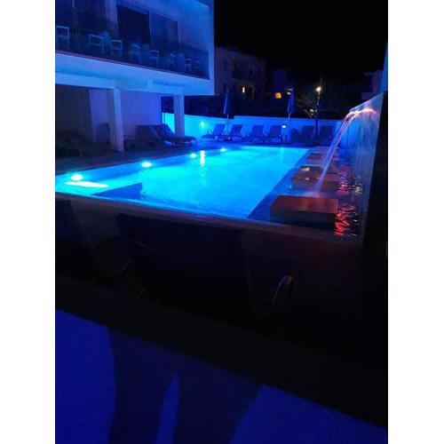 Sunny Blue Hotel