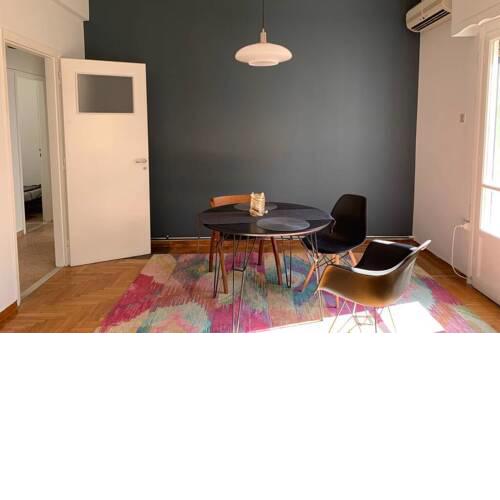 Sunny central apartment next to Metro station