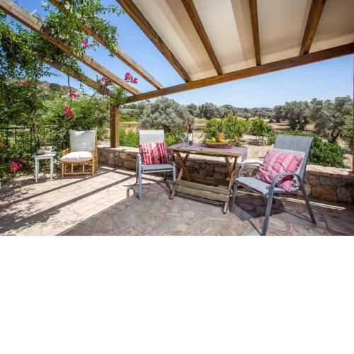 Sunny Countryside Villa - 5 min to ⛱