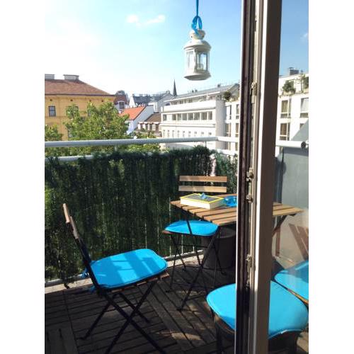 Sunny, cozy apartment near WESTBAHNHOF