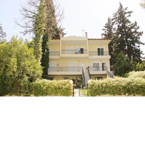 Sunny Hanioti Maisonette