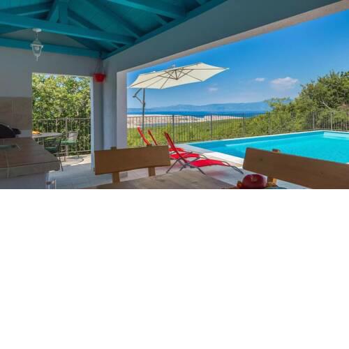 Sunny Holiday home Aqua with private pool