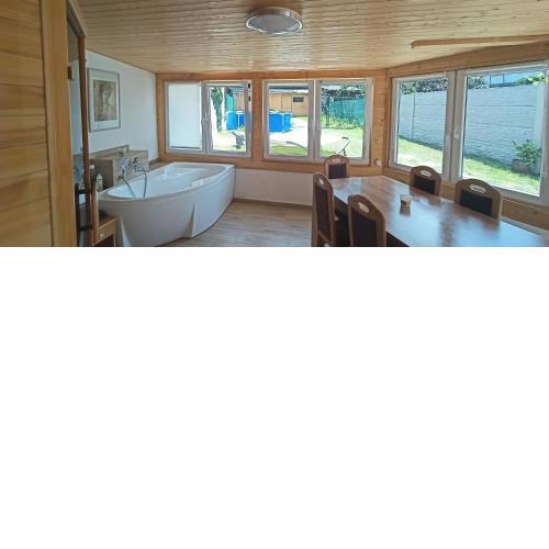 Sunny House