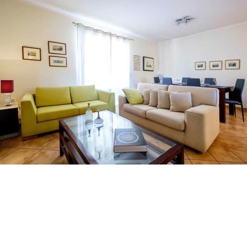 Sunny, Large & Comfortable Apt, with Palamidi view