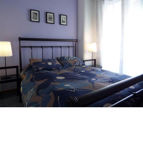 Sunny Penthouse apt ideal for families