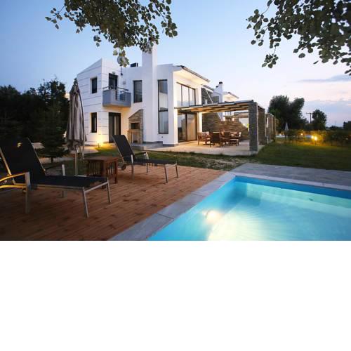 Sunny Sani Luxury Villas