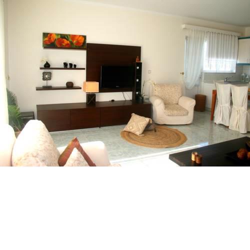 Sunny, sea view apartment in city of Rodos