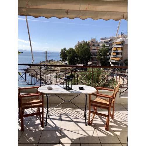 Sunny Seaside Luxury Suite