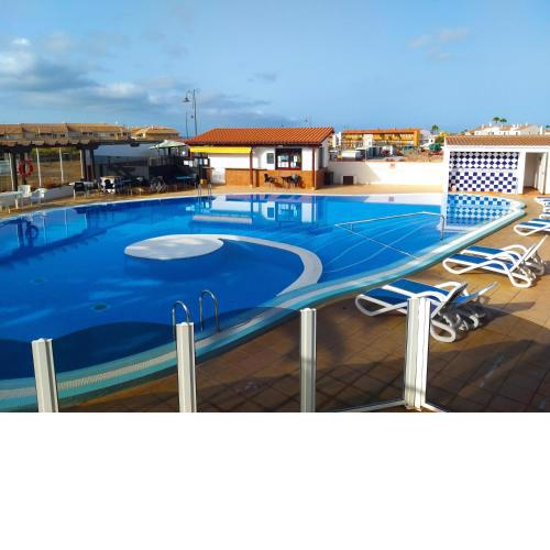 Sunny terrace & FREE internet in Amarilla Golf