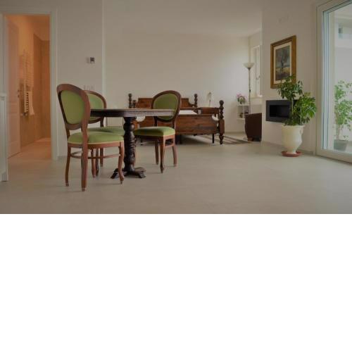 Sunrise Apartment