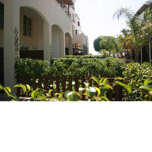 Sunrise Arches Apartments