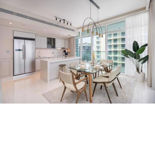 Sunrise Bay with treasure stunning harbour view by Suiteable