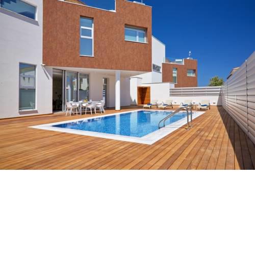 Sunrise Seaview Luxury Residences