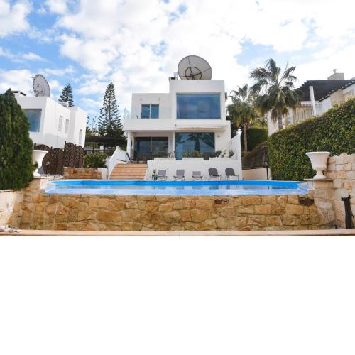 Sunset Beach Villa