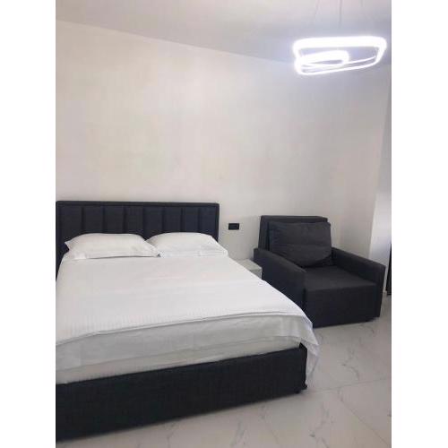 Sunset Luxury Studios