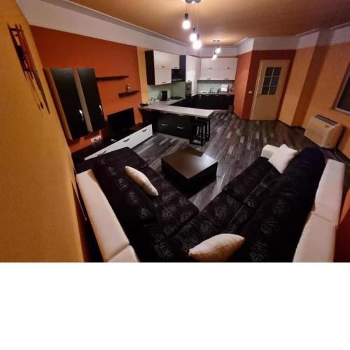 SunShine Apartment In Tirana