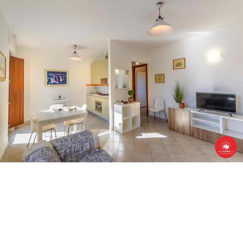SUNSHINE GARDEN HOME ( parking included)