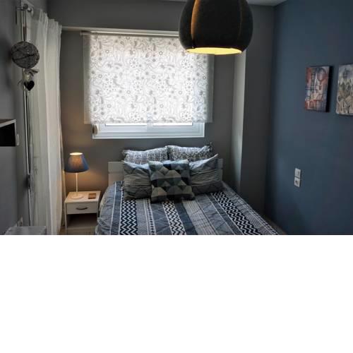*SUPER* deal flat+WiFi+Netflix+2bikes!