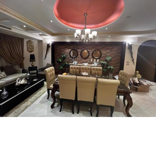 Super luxury flat near airport شقة سكنية قمة الفخامة والاتساع بقرب المولات التجارية و المطار