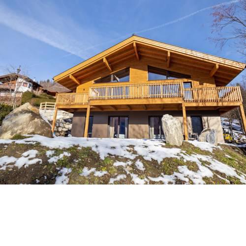 Superb Chalet in Niedernsill with Garden