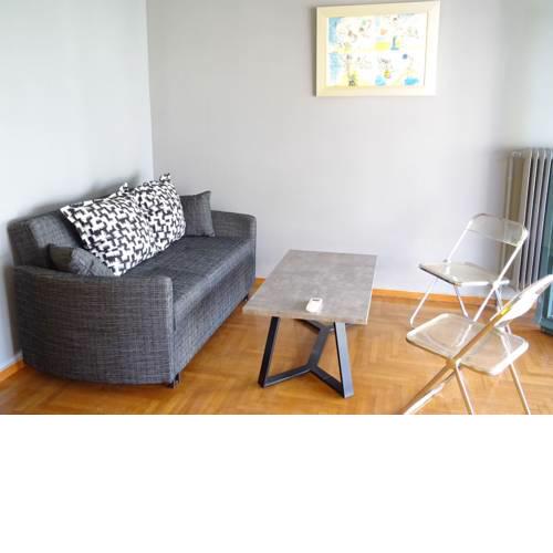 Superb location Athenian apartment