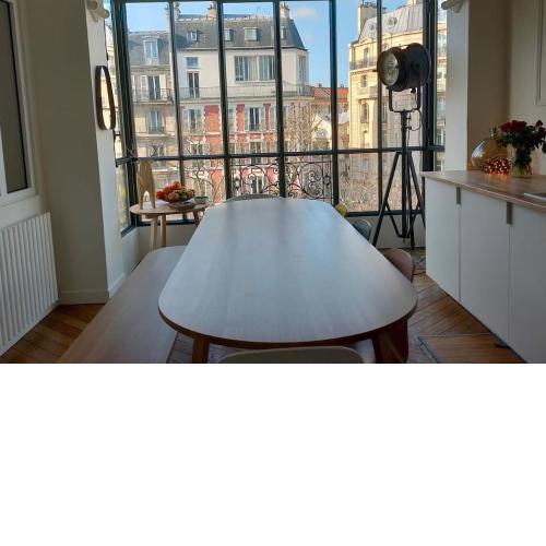 Superbe appartement haussmanien. 3 chambres.