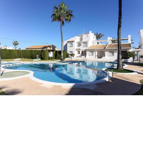 Superbe maison , piscine, proche mer et golf