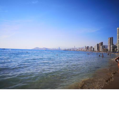 Superbly Located One Bedroom Beach Apartment