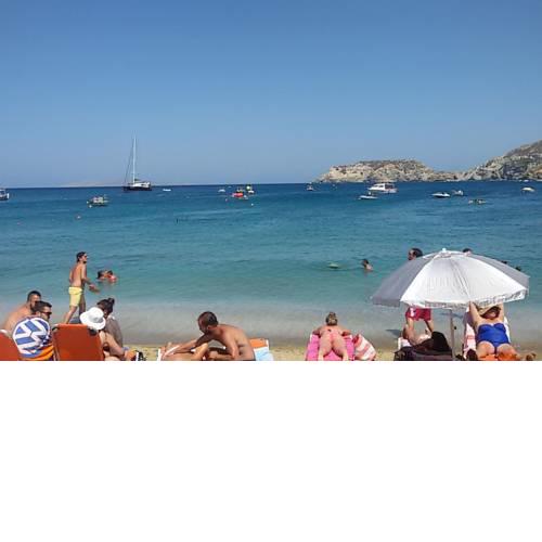 Superior Apartment 100m from the Beach
