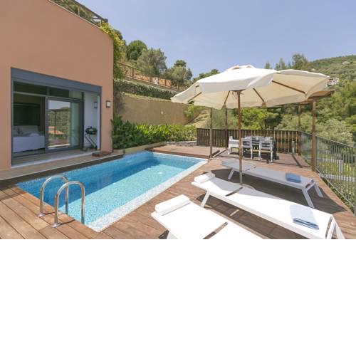Superior Villa Cassiope with 3br, Private Pool And Stunning Sea Views